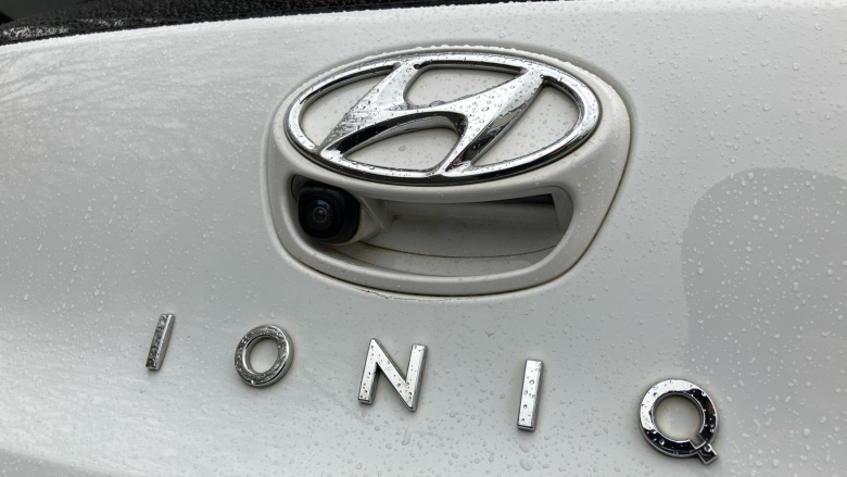 Hyundai IONIQ 100kW Premium SE 38kWh 5dr Auto Electric Hatchback